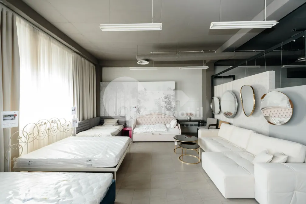 Spațiu comercial, Buiucani, ȘOS. BALCANI