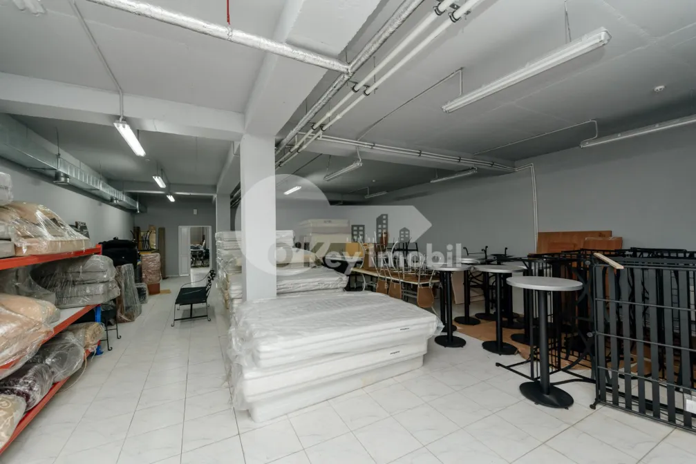 Spațiu comercial, Buiucani, ȘOS. BALCANI