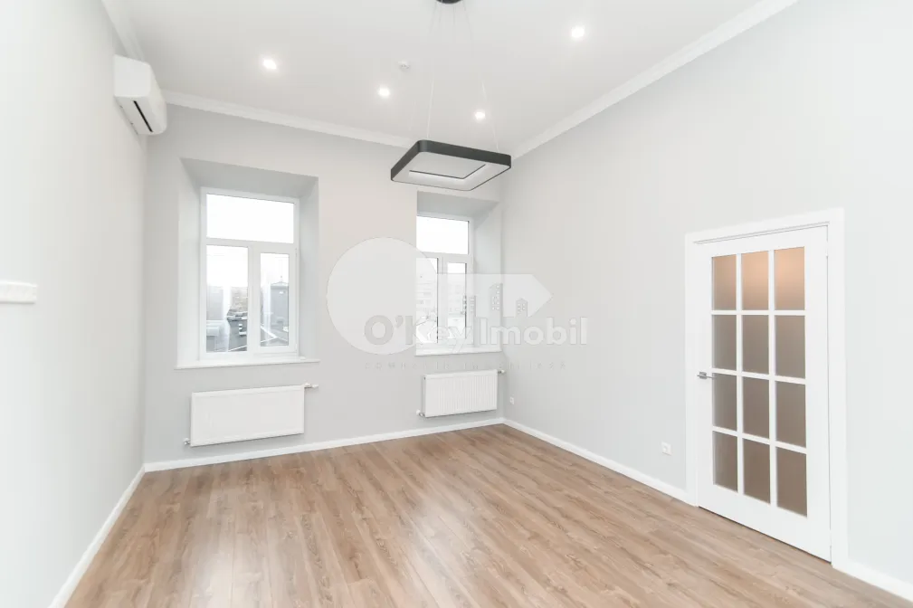 Oficiu, Centru, VLAICU PÂRCĂLAB