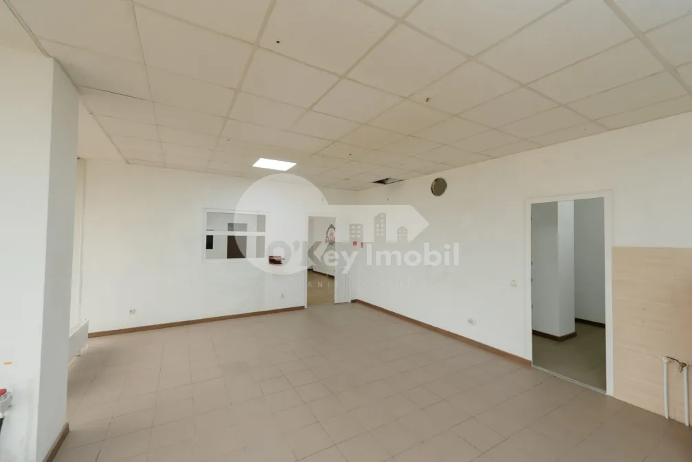 Spațiu comercial, Râșcani, PIETRĂRIEI