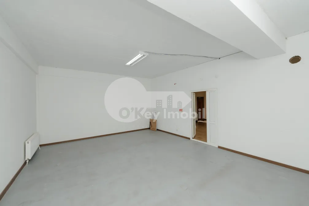 Spațiu comercial, Râșcani, PIETRĂRIEI