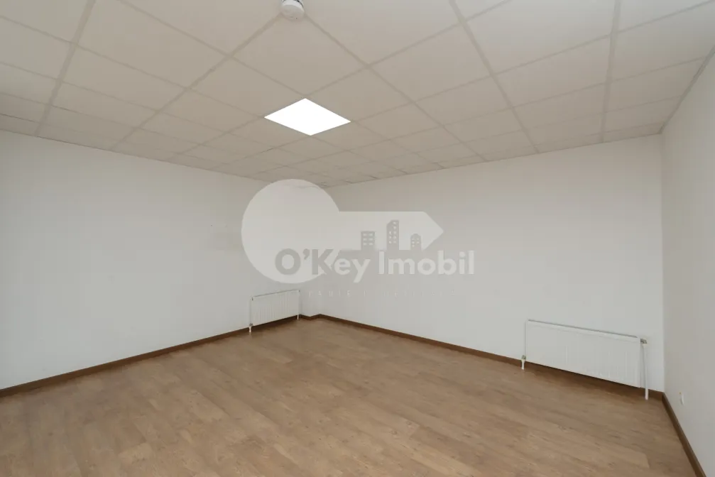 Spațiu comercial, Râșcani, PIETRĂRIEI