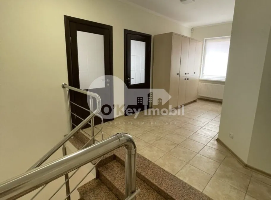 Oficiu, Centru, ALESSANDRO BERNARDAZZI