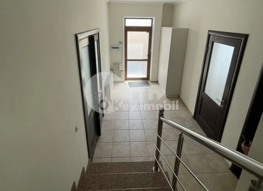 Oficiu, Centru, ALESSANDRO BERNARDAZZI