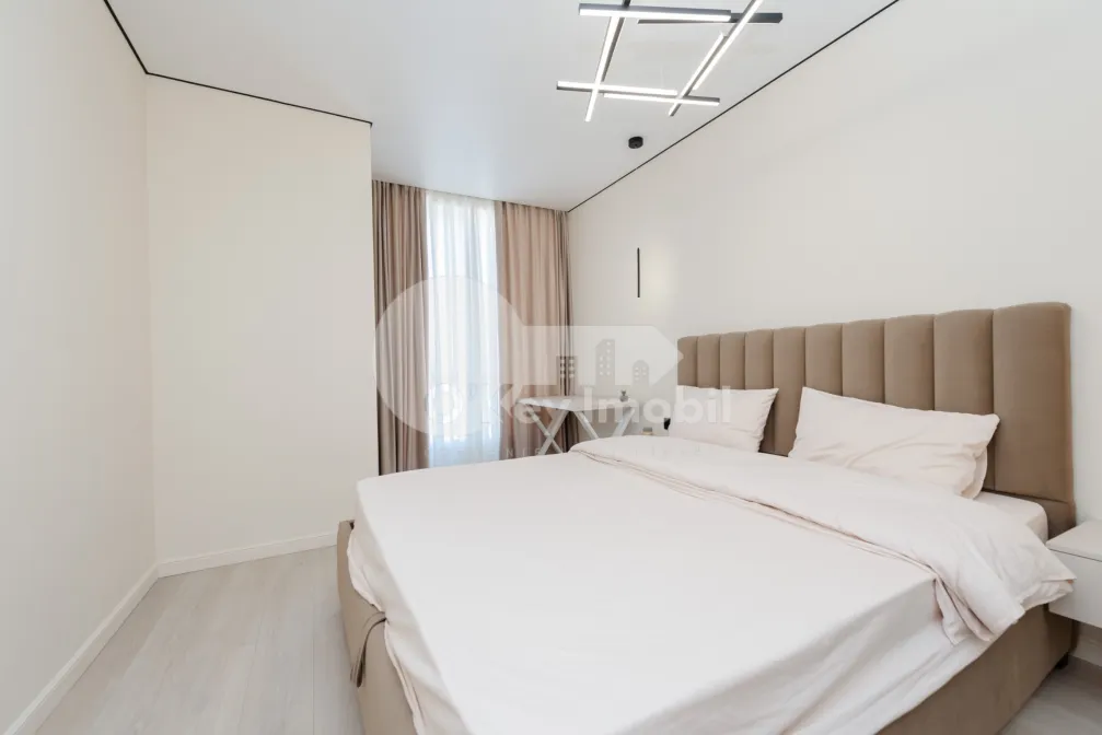 Apartament, Durlești, REGINA ELISABETA