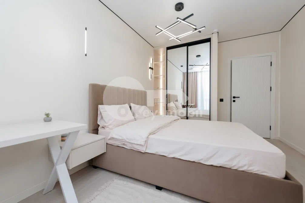 Apartament, Durlești, REGINA ELISABETA