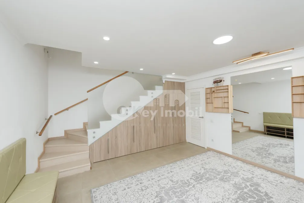 Townhouse, Ciocana, BUCOVINEI