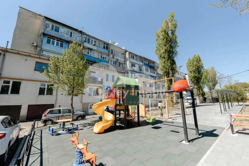 Apartament, Telecntru, SFÂNTA VINERI