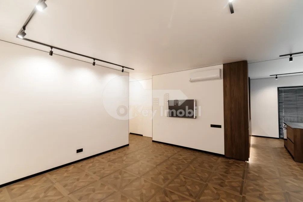 Apartament, Centru, LACULUI