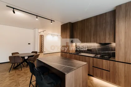 Apartament, Centru, LACULUI