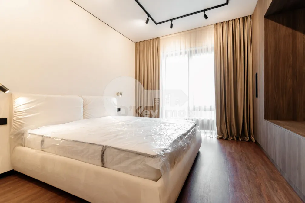 Apartament, Centru, LACULUI