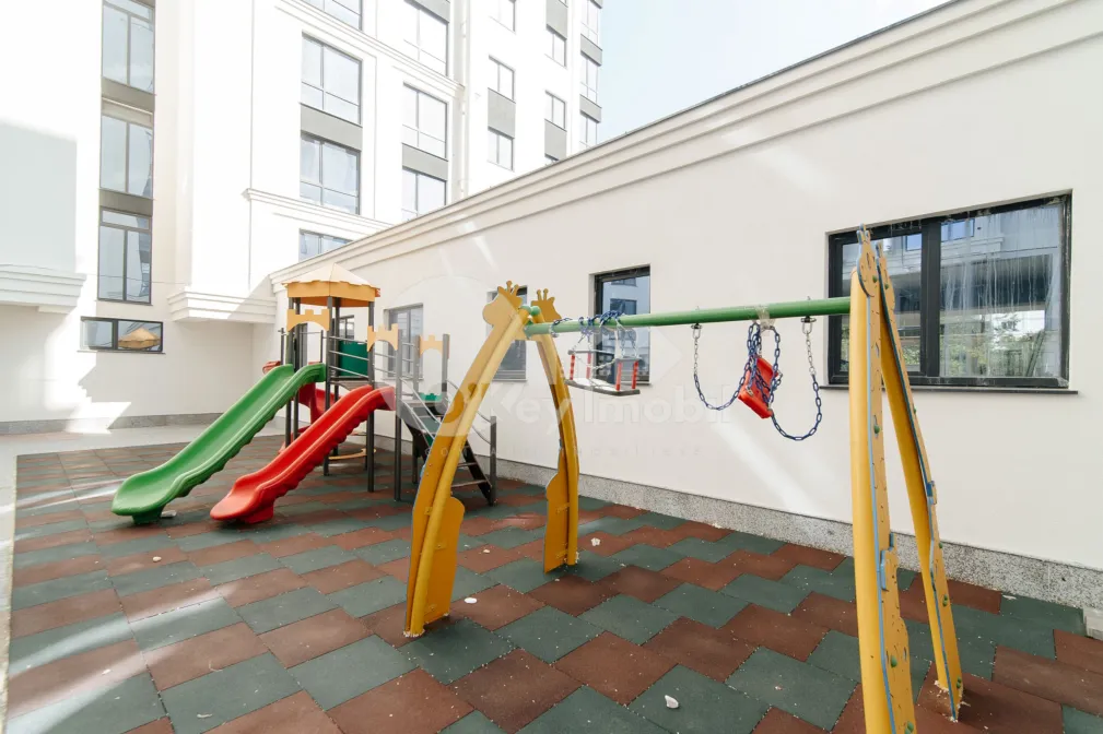 Apartament, STRĂȘENI