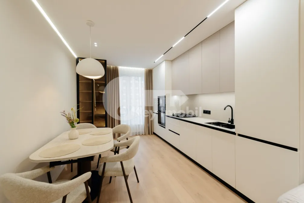 Apartament, Buiucani, IOANA RADU