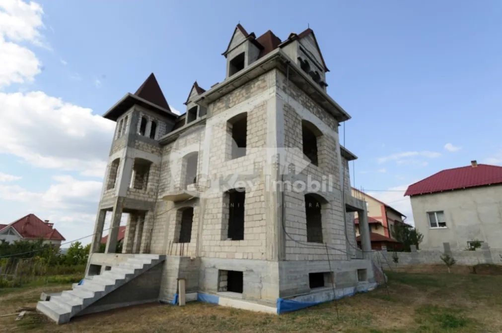 Casă, DUMBRAVA
