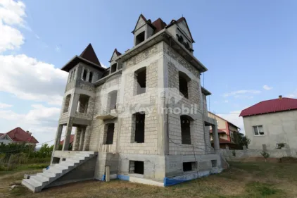 Spațiu comercial, DUMBRAVA