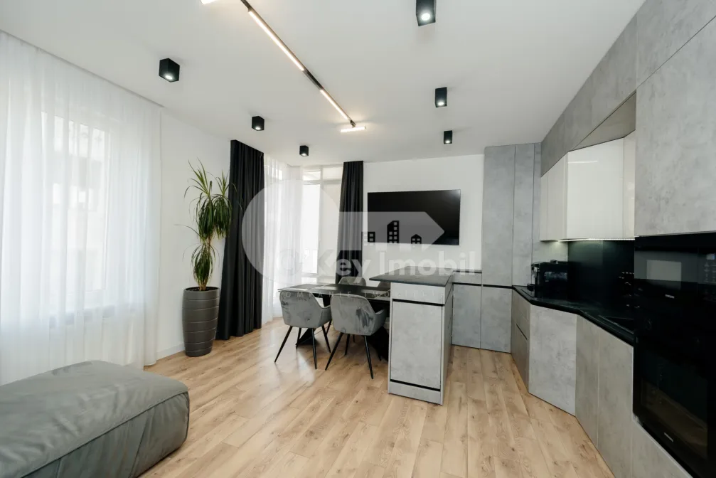 Apartament, Buiucani, LIVIU DELEANU