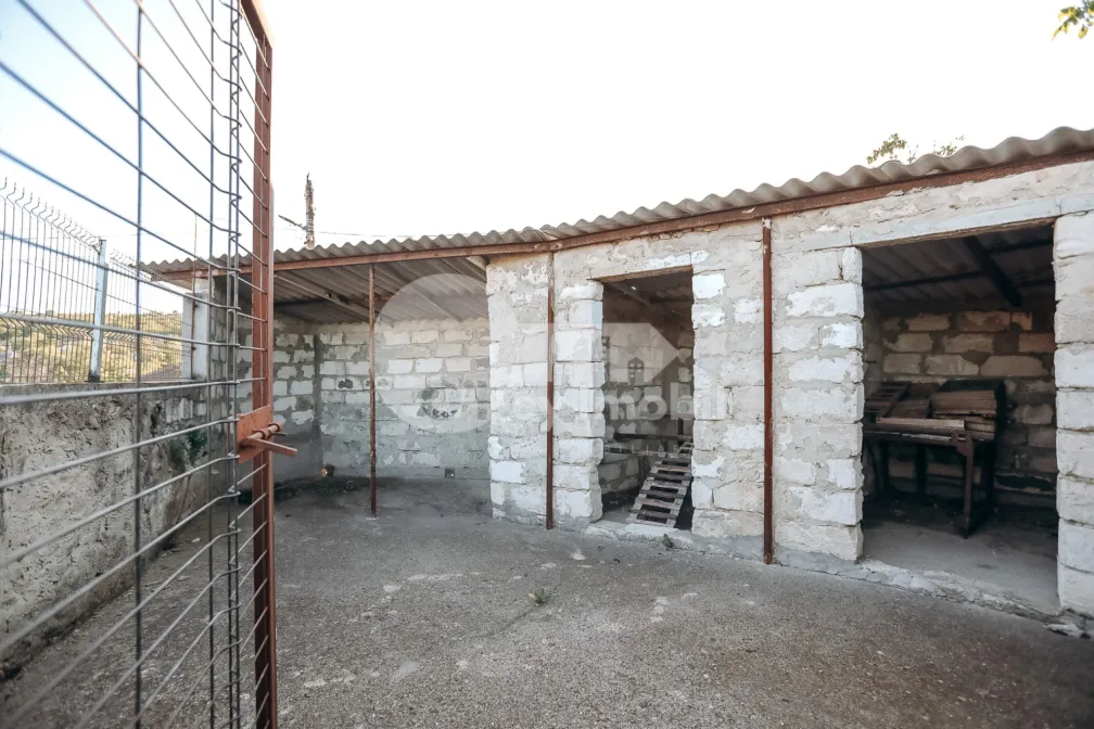 Дом, МИЛЕШТИЙ МИЧЬ