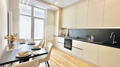 Apartament, DUMBRAVA