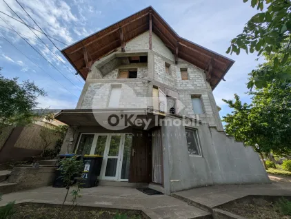 Casă, SÎNGERA