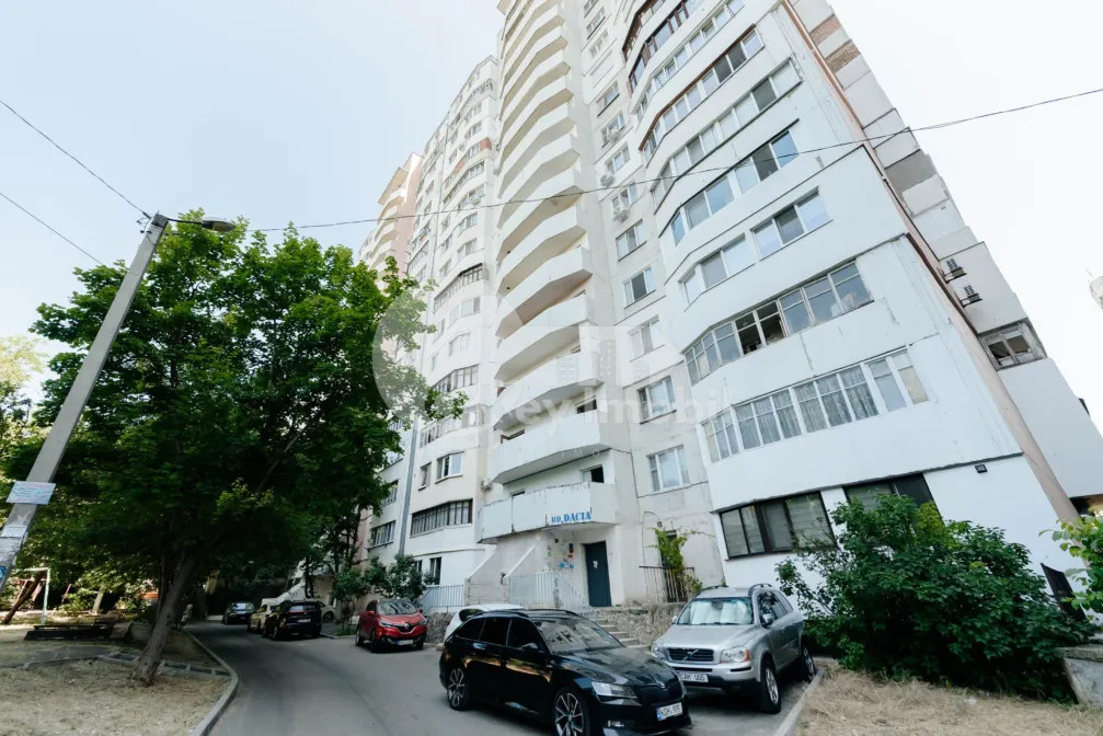 Apartament, Botanica, DACIA