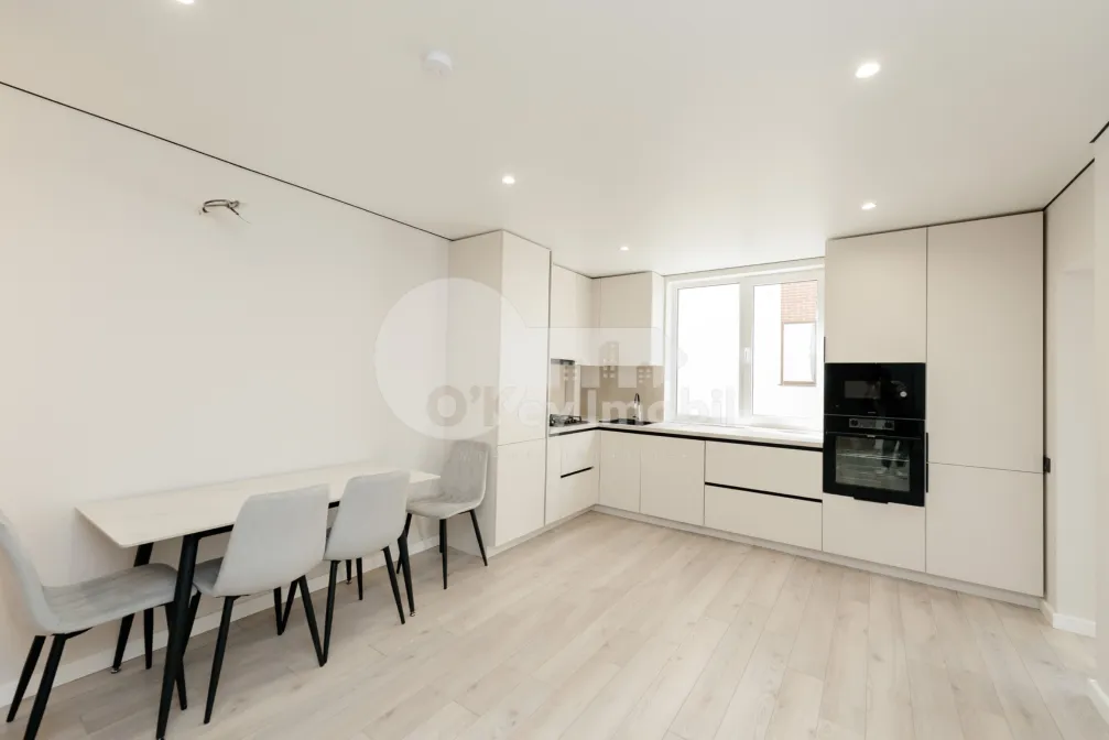 Apartament, Durlești, REGELE CAROL
