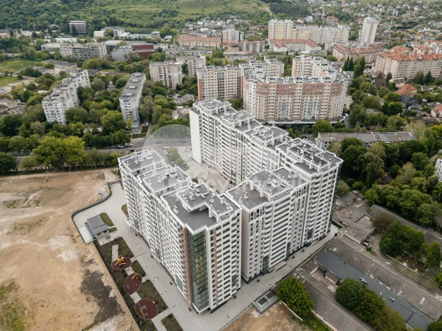 Apartament, Buiucani, VASILE LUPU