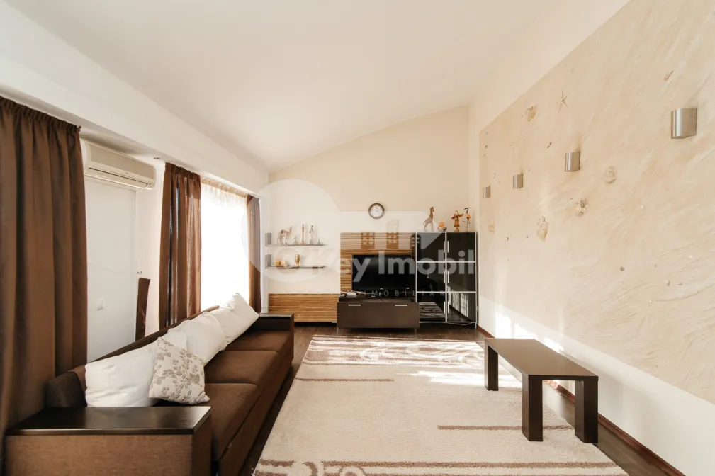 Apartament, Centru, 31 AUGUST