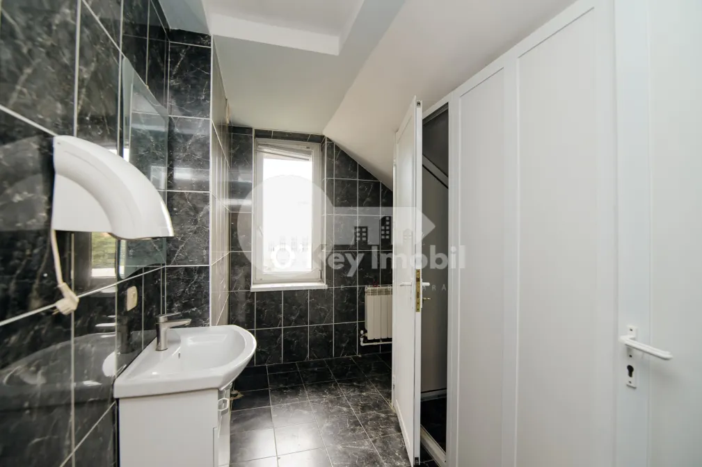 Oficiu, Centru, 31 AUGUST