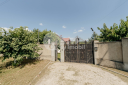 Casă, STRĂȘENI