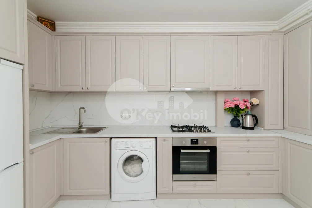 Apartament, Centru, MELESTIU