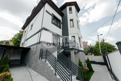 Duplex, Telecentru, STR-LA SITARULUI