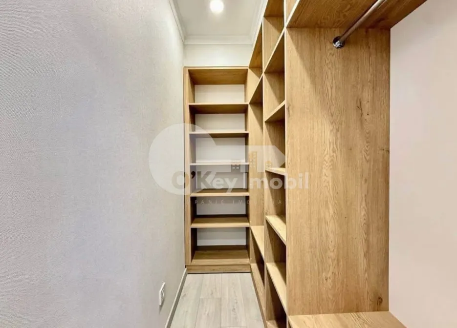 Apartament, Ciocana, STR. GINTA LATINĂ
