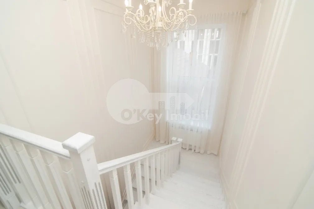 Casă, Centru, CIOCÂRLIEI