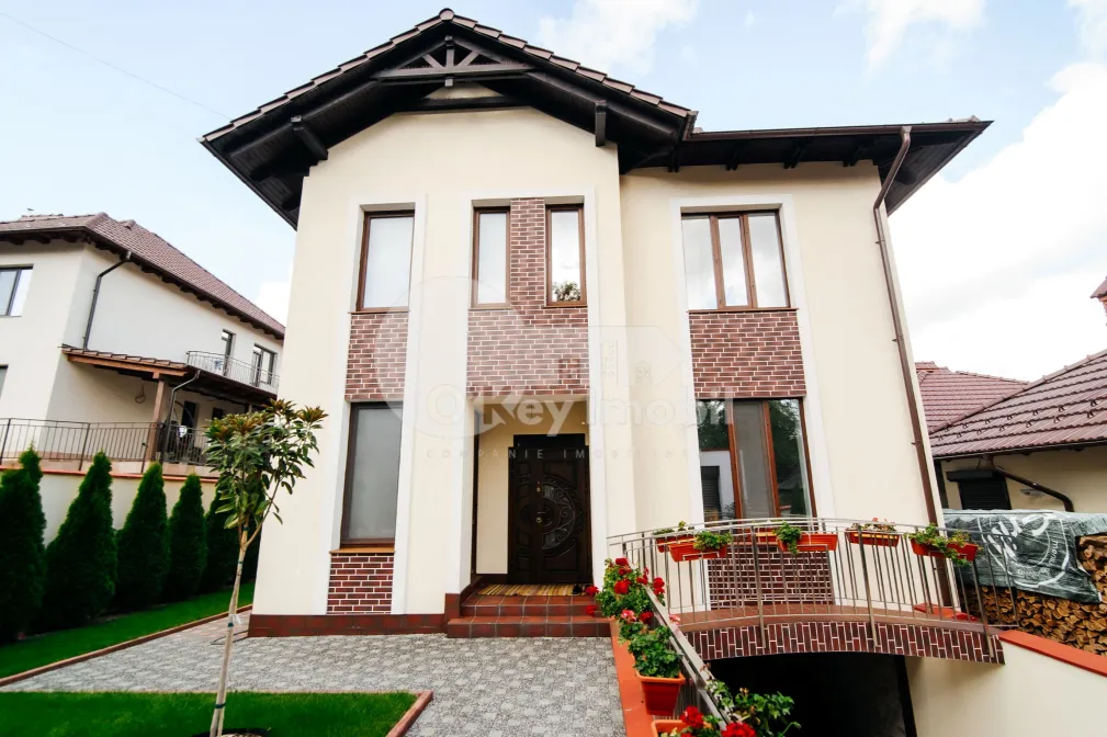 Casă, Centru, CIOCÂRLIEI