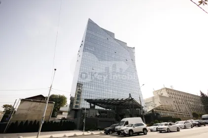 Spațiu Comercial, Centru, STR. MIHAI VITEAZUL