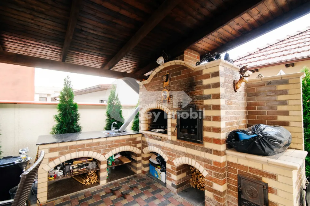 Casă, Centru, CIOCÂRLIEI