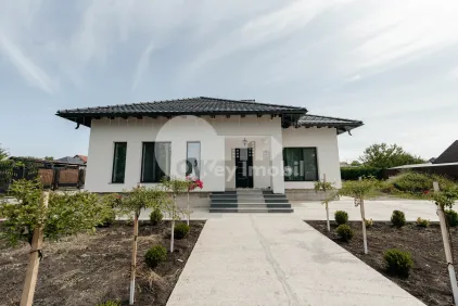 Casă, PERESECINA
