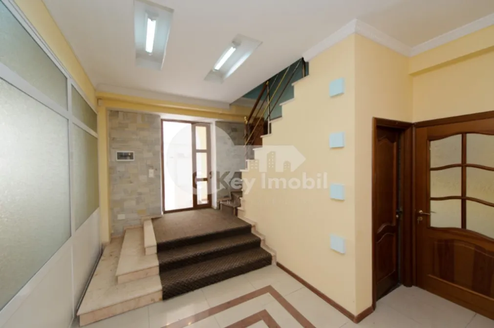 Spațiu comercial, Centru, 31 AUGUST