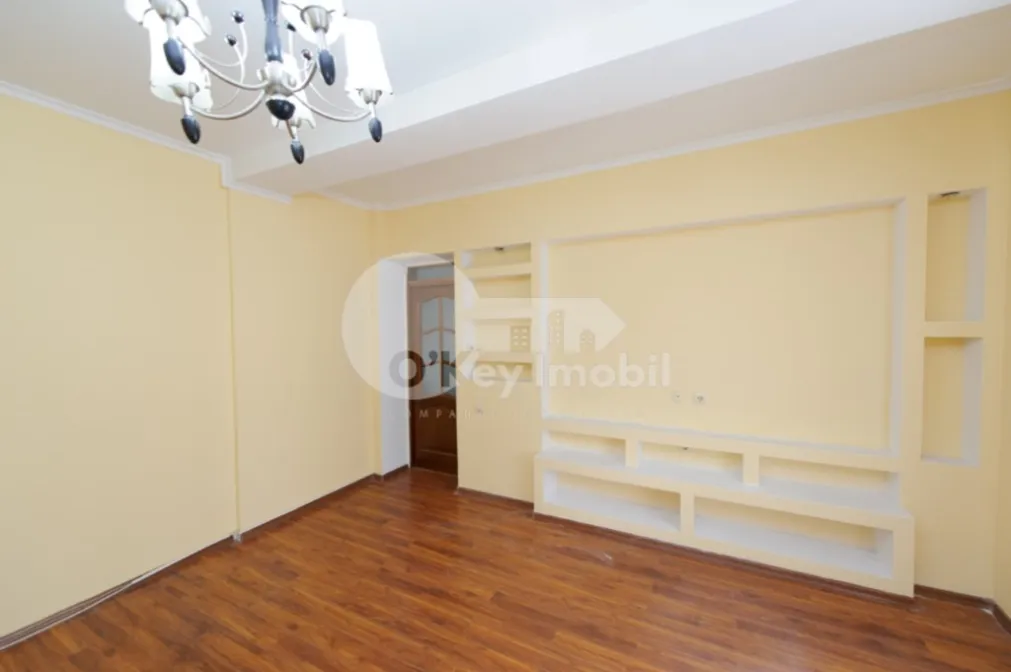 Spațiu comercial, Centru, 31 AUGUST