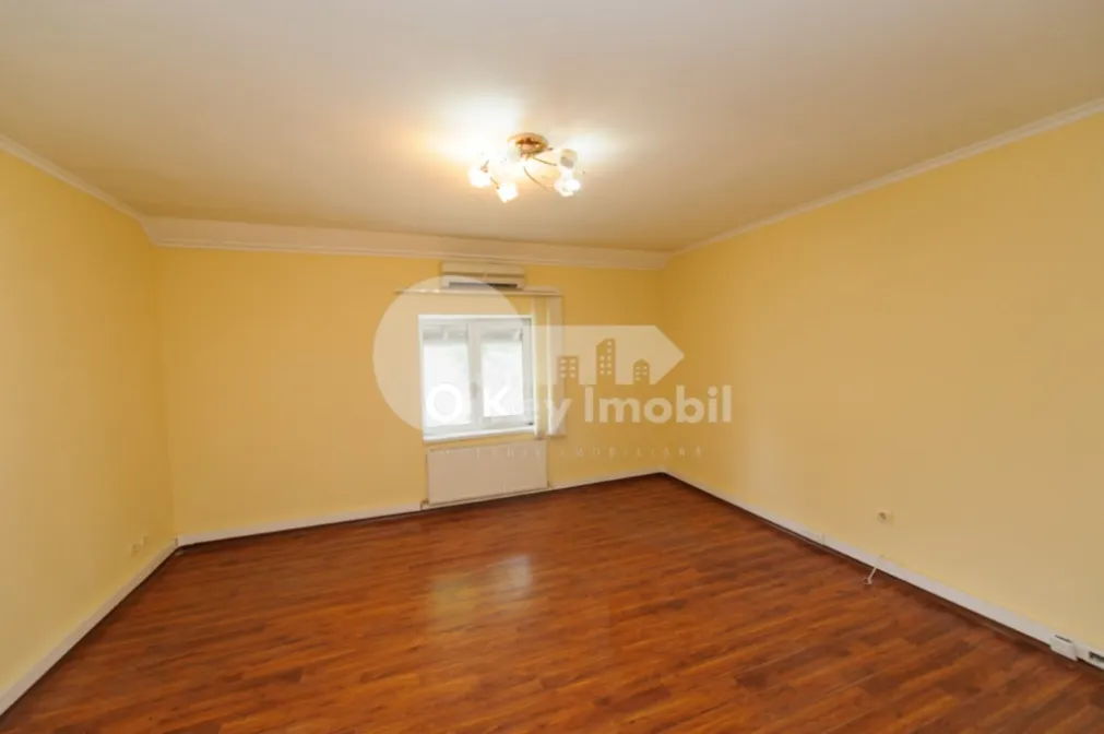 Spațiu comercial, Centru, 31 AUGUST