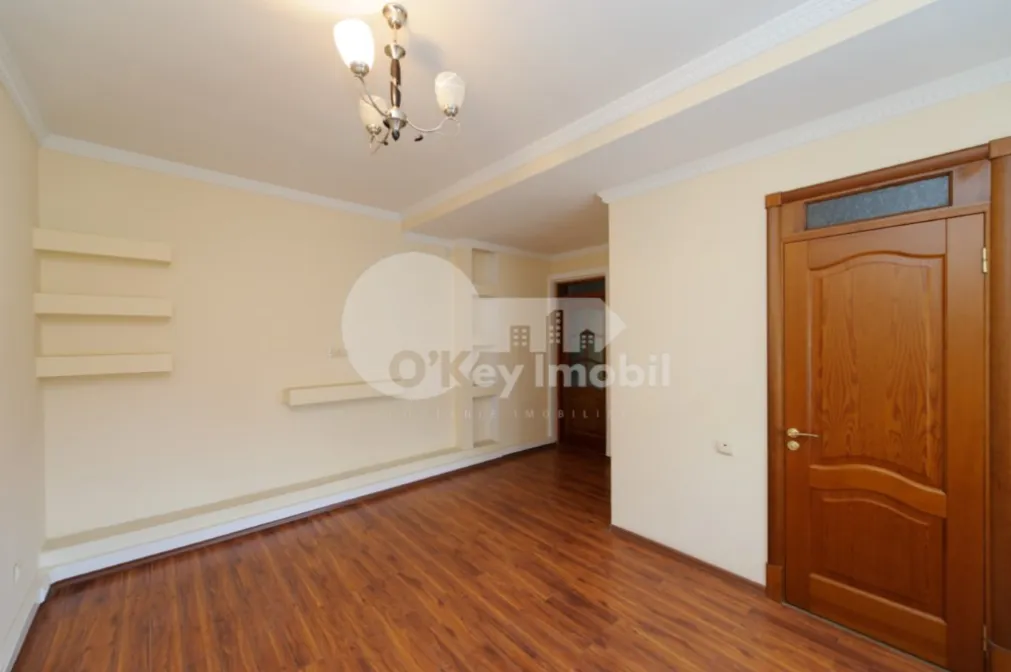 Spațiu comercial, Centru, 31 AUGUST