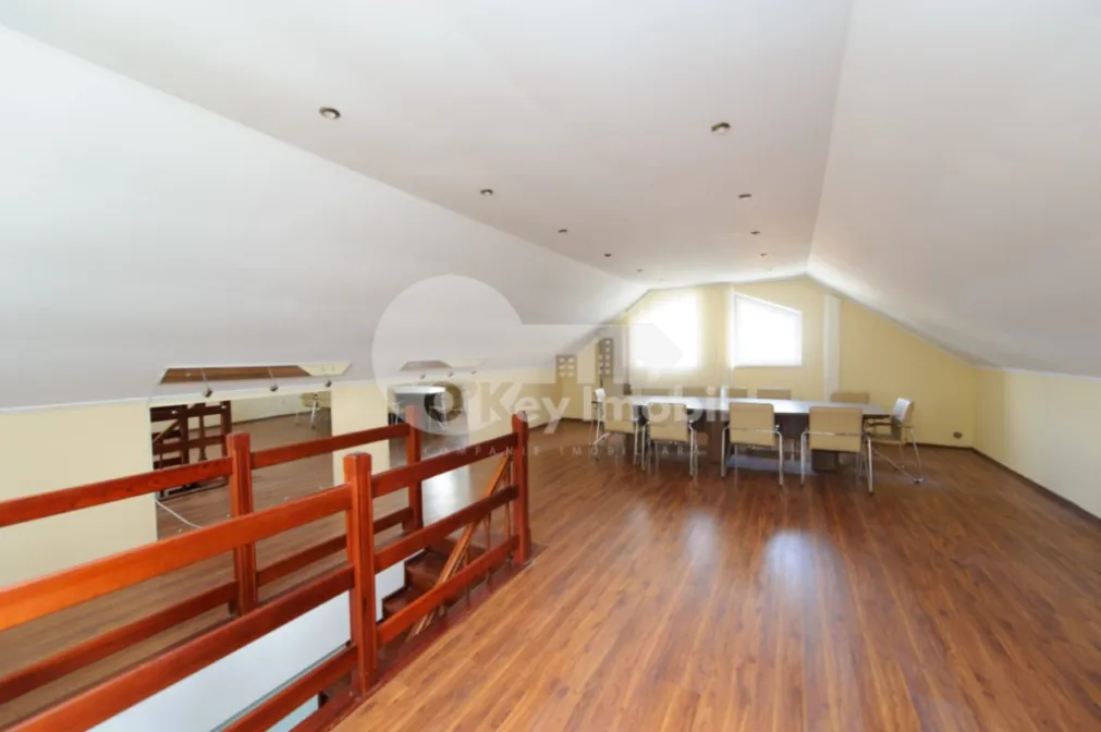 Spațiu comercial, Centru, 31 AUGUST