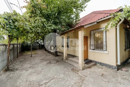 Casă, Botanica, PLAIULUI