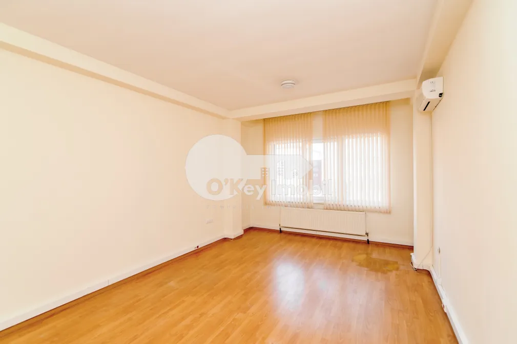 Комм. помещение, Центр, ЩУСЕВА