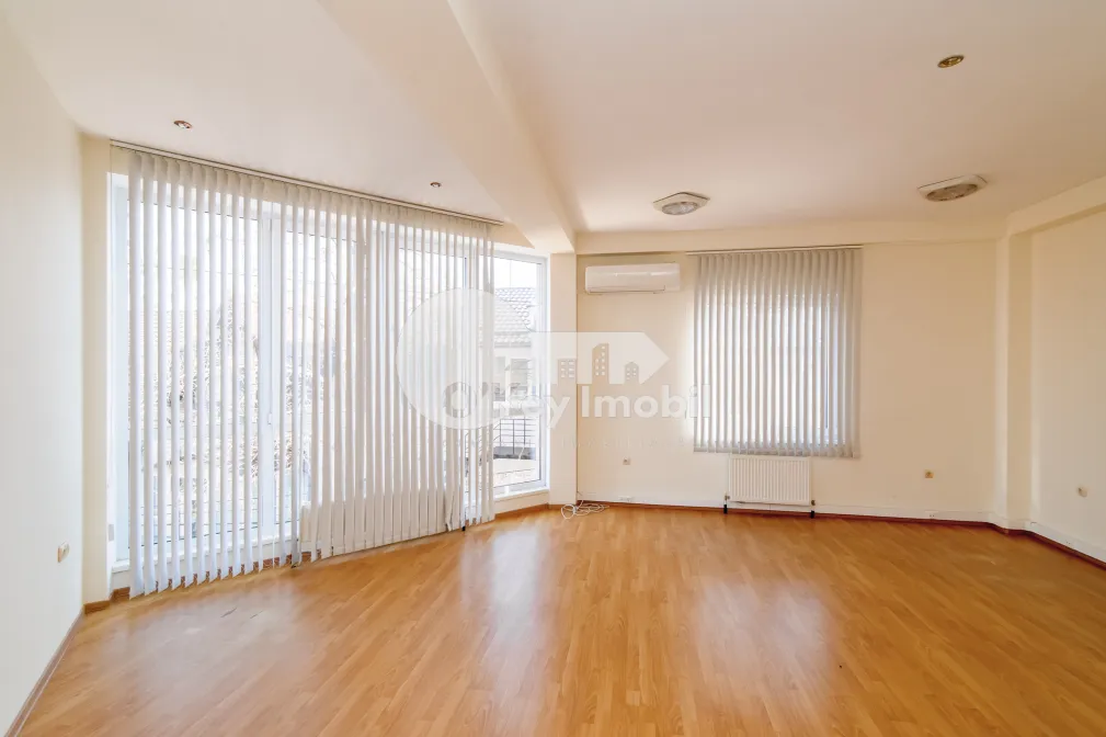 Комм. помещение, Центр, ЩУСЕВА