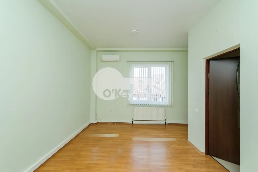 Комм. помещение, Центр, ЩУСЕВА