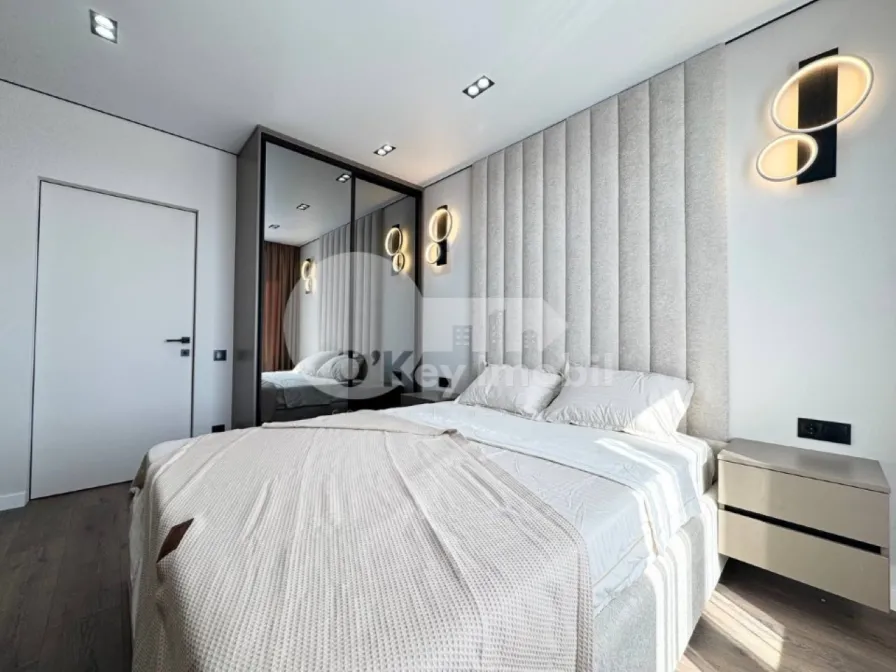 Apartament, Durlești, REGINA ELISABETA
