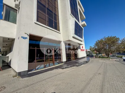 Spațiu comercial, Botanica, DECEBAL