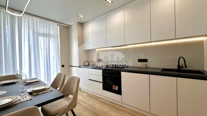Apartament, Durlești, REGINA ELISABETA