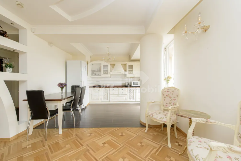 Apartament, Centru, SFATUL ȚĂRII